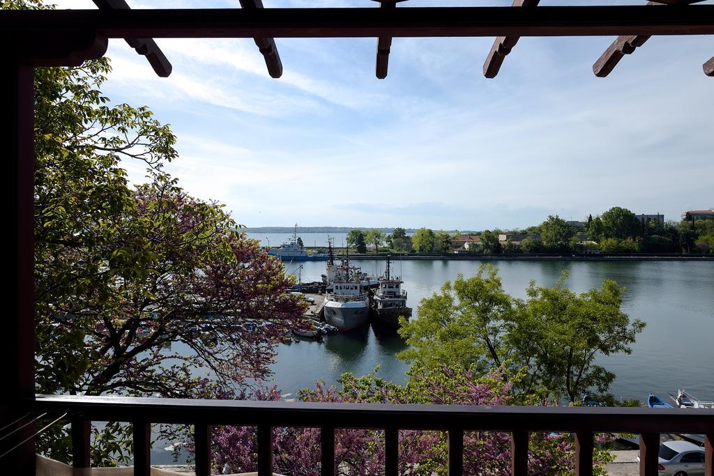 House Diona Hotel Sozopol Ruang foto