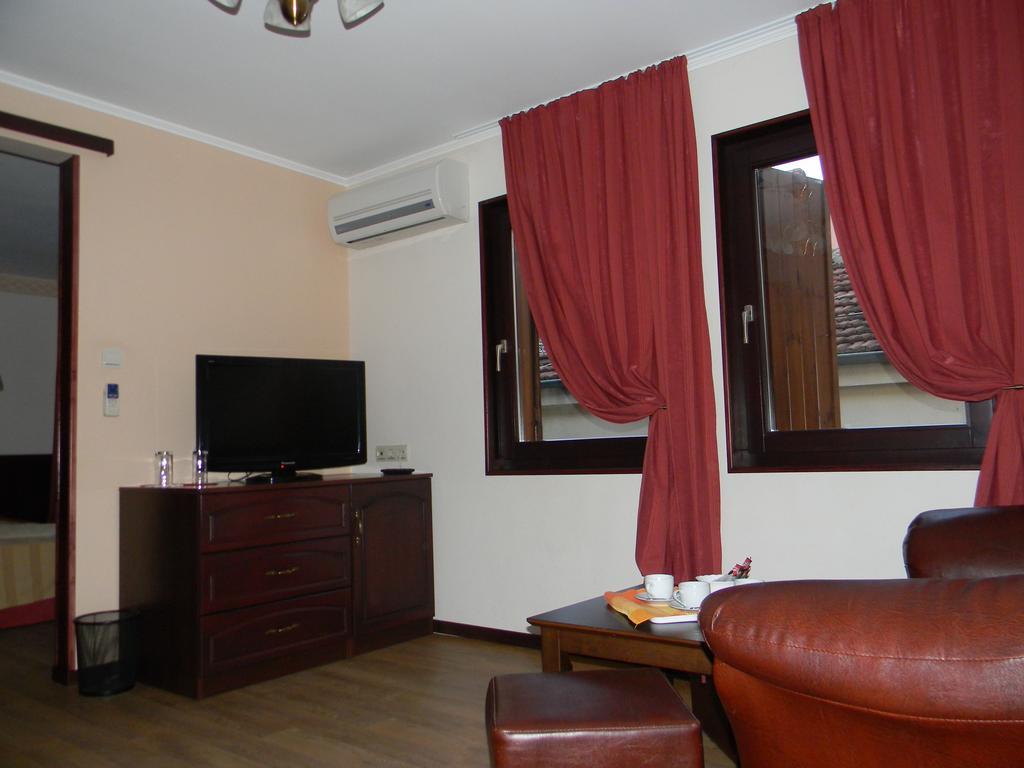 House Diona Hotel Sozopol Bagian luar foto